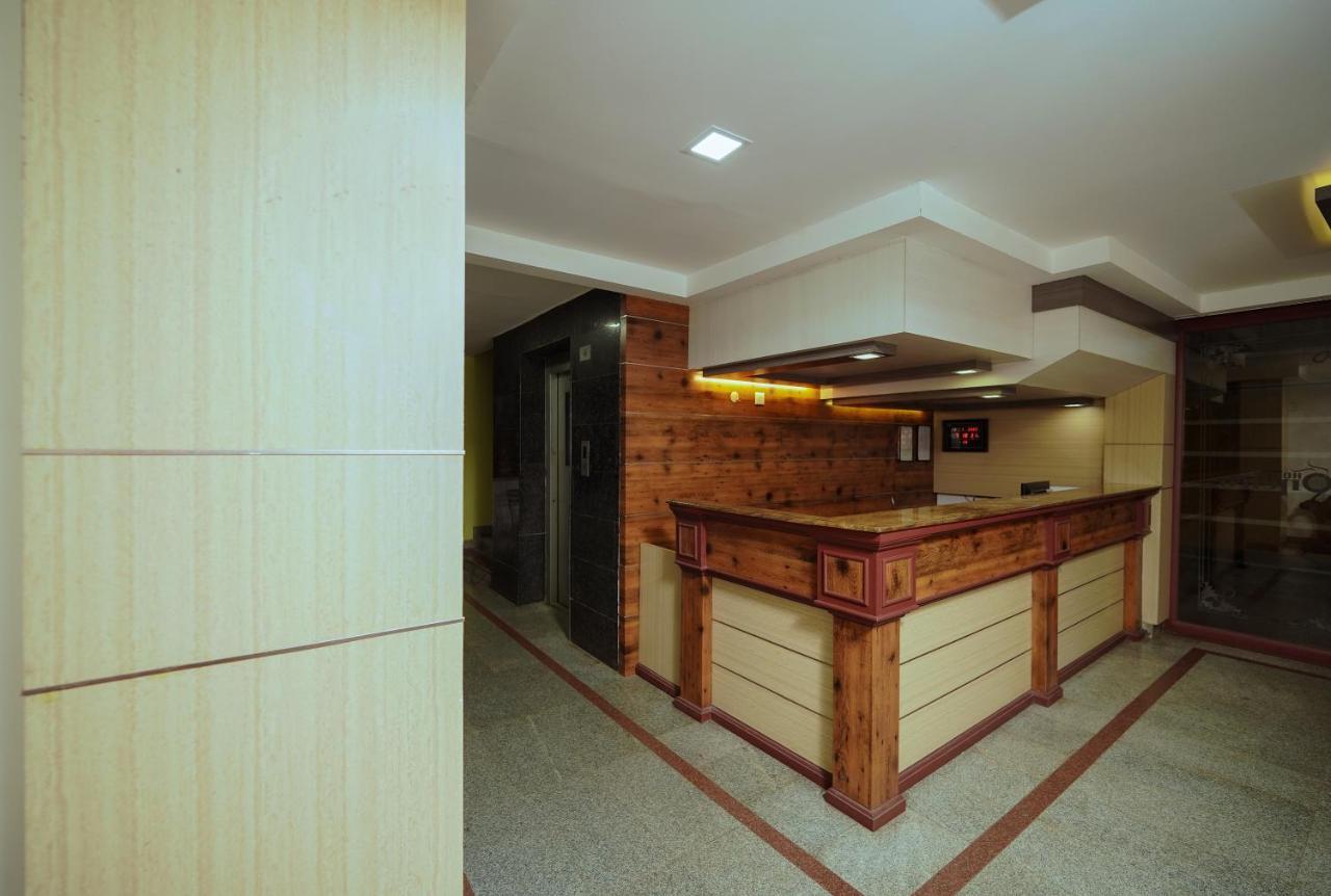 Hotel Oneiro Thrissur Luaran gambar